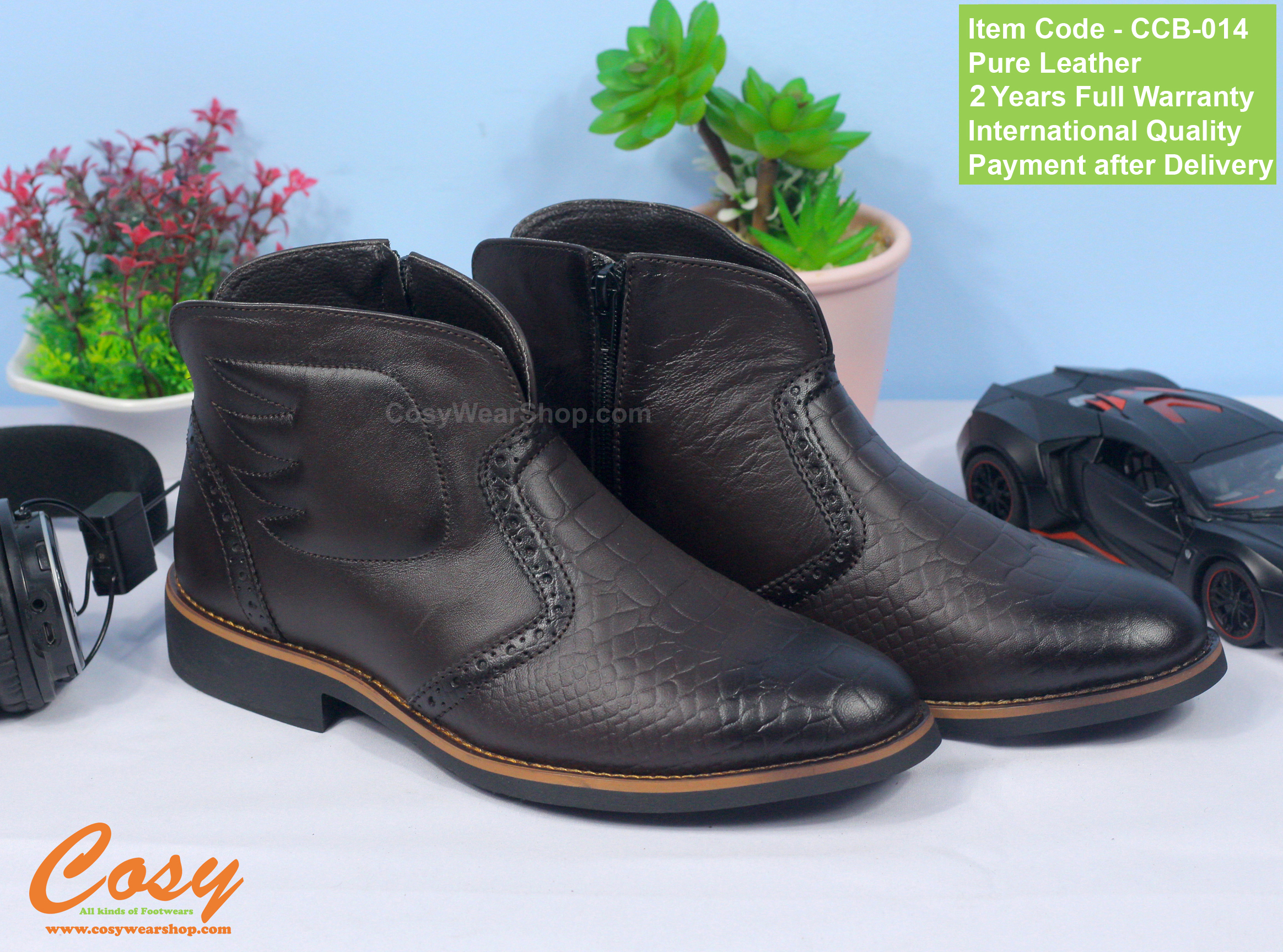 Chelsea Boot With Side Chain - Image 2