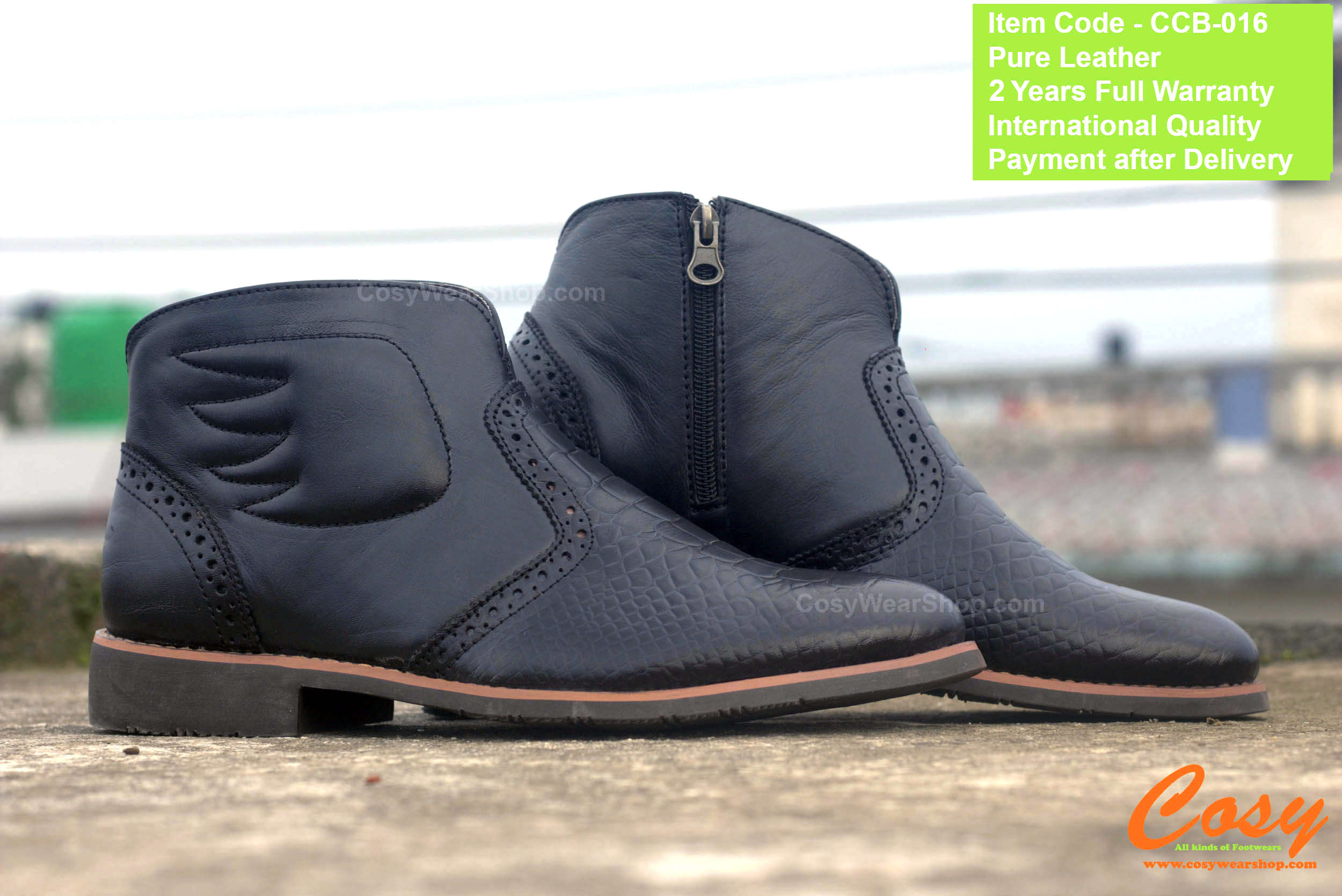 Chelsea Boot With Side Chain - Image 4